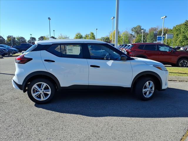 new 2025 Nissan Kicks Play car, priced at $20,865