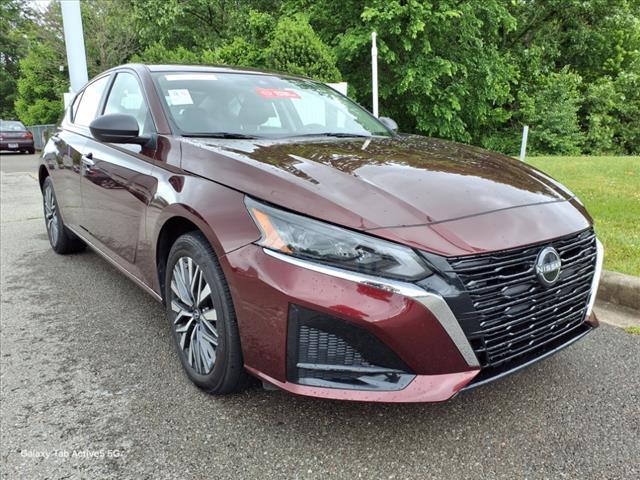 used 2024 Nissan Altima car, priced at $25,950