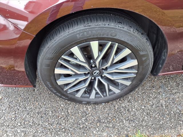 used 2024 Nissan Altima car, priced at $25,950