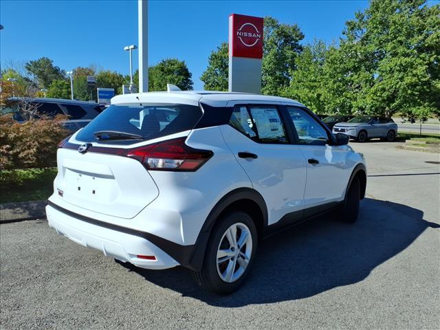 new 2025 Nissan Kicks Play car, priced at $20,865