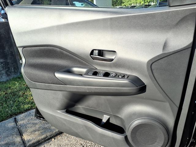 new 2025 Nissan Kicks Play car, priced at $20,865