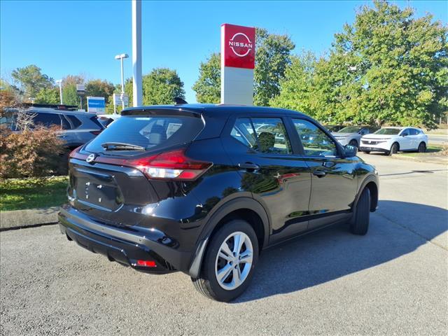 new 2025 Nissan Kicks Play car, priced at $20,865