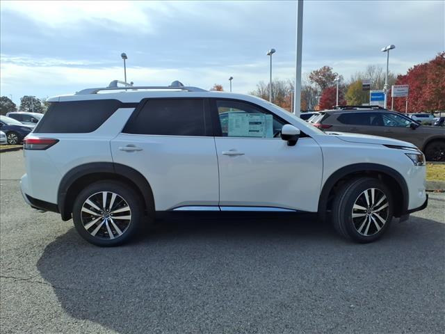 new 2025 Nissan Pathfinder car, priced at $43,310