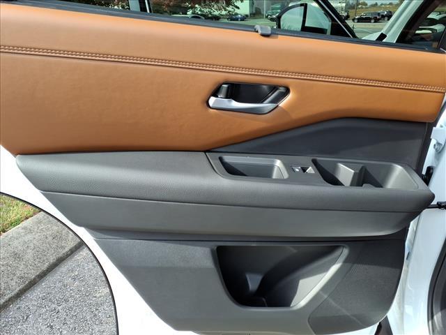 new 2025 Nissan Pathfinder car, priced at $43,310