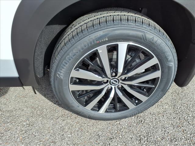 new 2025 Nissan Pathfinder car, priced at $43,310