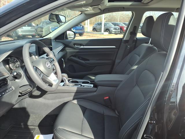 new 2025 Nissan Altima car, priced at $32,425