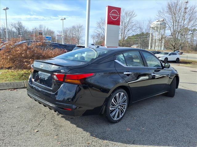 new 2025 Nissan Altima car, priced at $32,425