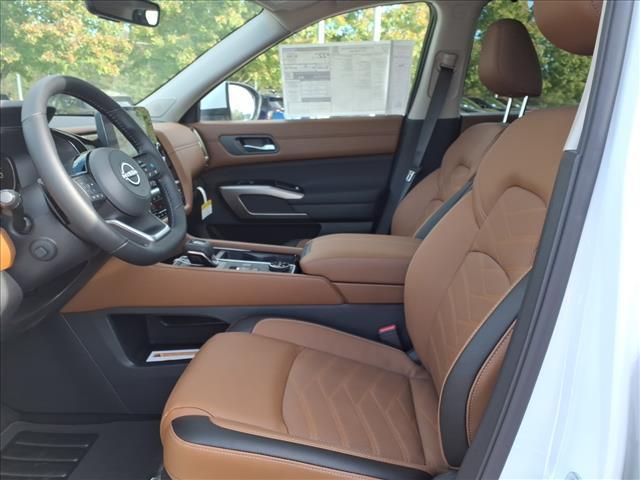 new 2025 Nissan Pathfinder car, priced at $43,795