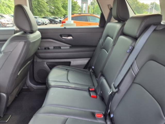 used 2024 Nissan Pathfinder car, priced at $41,500