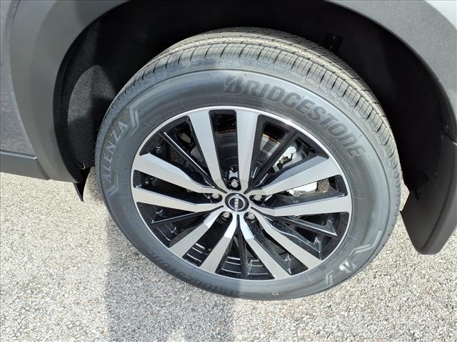 new 2025 Nissan Pathfinder car, priced at $43,345