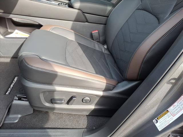 new 2025 Nissan Pathfinder car, priced at $43,345