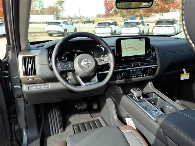 new 2025 Nissan Pathfinder car, priced at $43,345