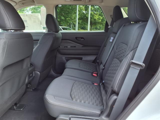 new 2025 Nissan Pathfinder car, priced at $41,395