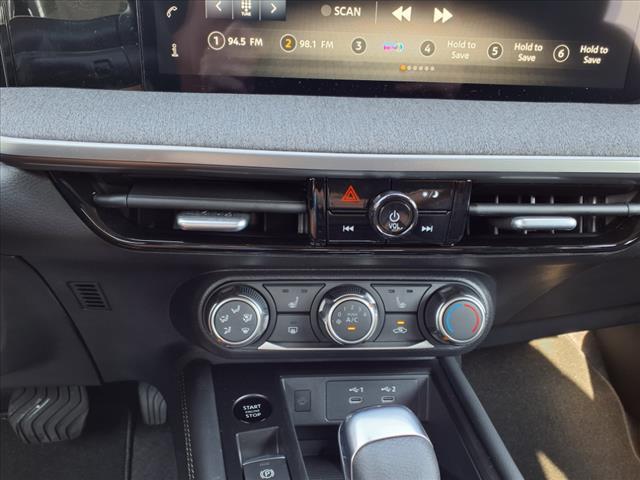 new 2025 Nissan Kicks car, priced at $26,756