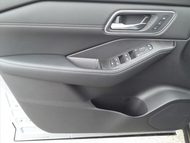 new 2025 Nissan Rogue car, priced at $44,143