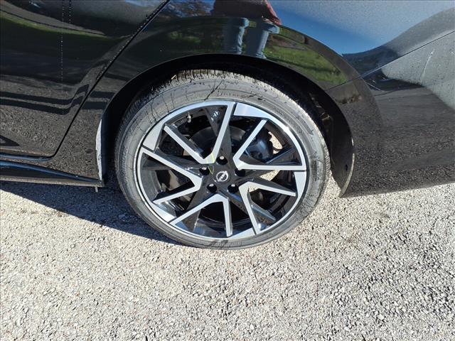 new 2025 Nissan Sentra car, priced at $24,325