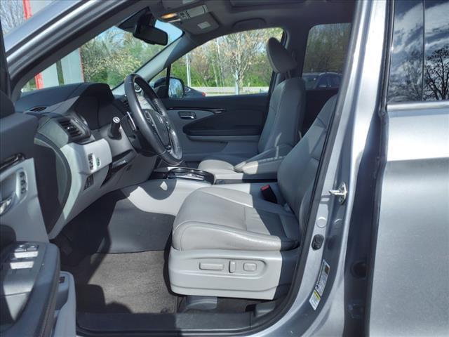 used 2016 Honda Pilot car, priced at $19,300