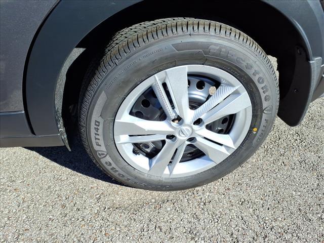 new 2025 Nissan Kicks Play car, priced at $21,310