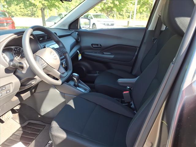 new 2025 Nissan Kicks Play car, priced at $22,040