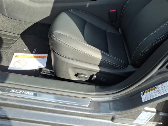 new 2025 Nissan Altima car, priced at $32,530