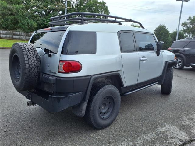 used 2007 Toyota FJ Cruiser car, priced at $9,500