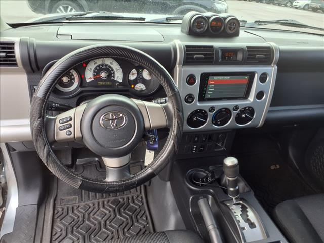 used 2007 Toyota FJ Cruiser car, priced at $9,500
