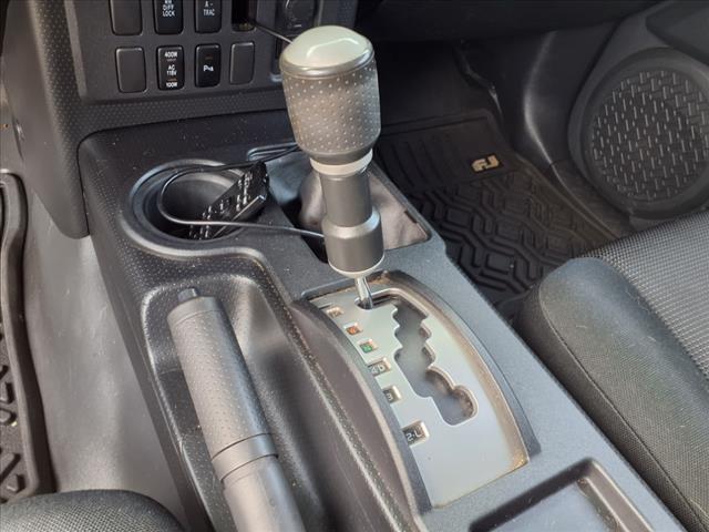 used 2007 Toyota FJ Cruiser car, priced at $9,500