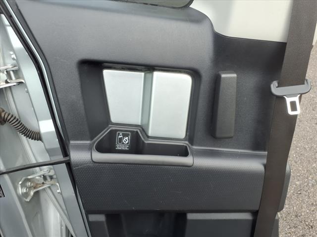 used 2007 Toyota FJ Cruiser car, priced at $9,500