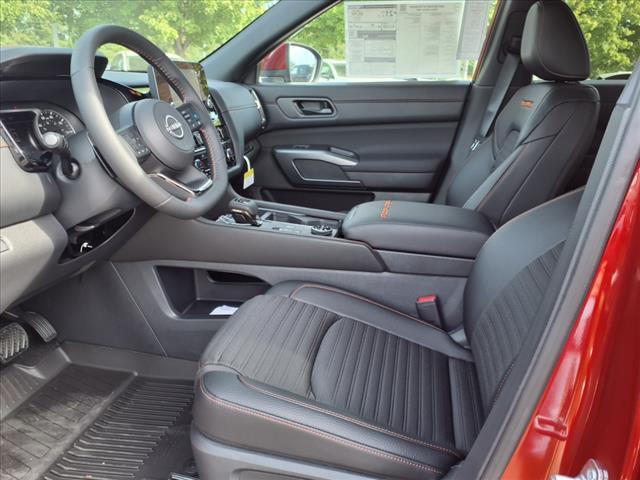 new 2025 Nissan Pathfinder car, priced at $43,172