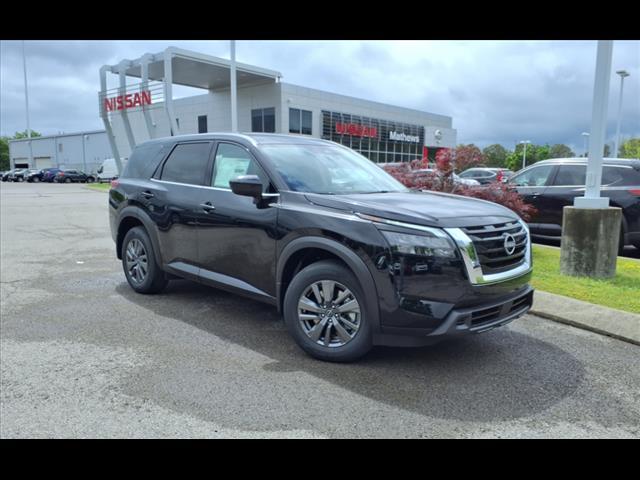 new 2025 Nissan Pathfinder car, priced at $37,450