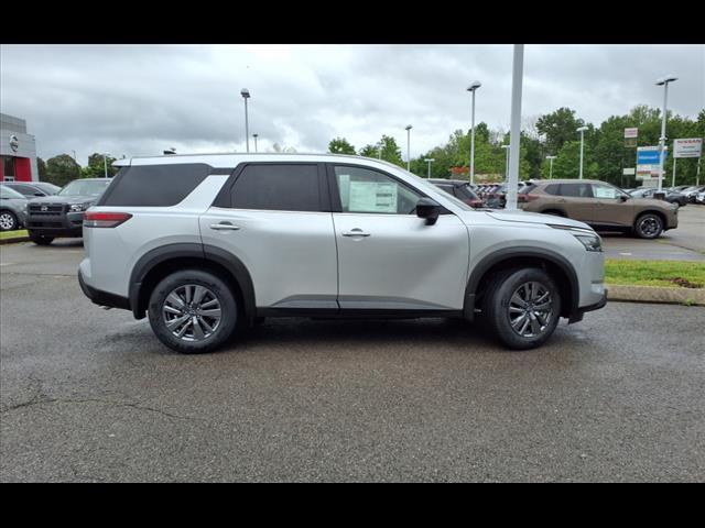 new 2025 Nissan Pathfinder car, priced at $35,360