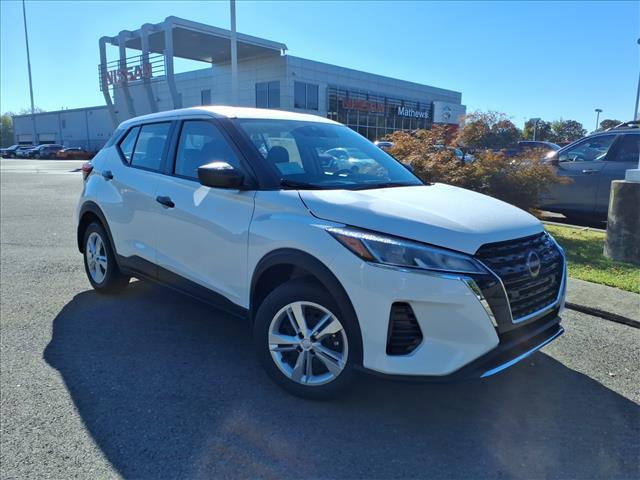 new 2025 Nissan Kicks Play car, priced at $20,865