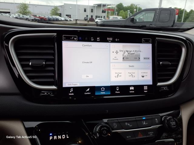 used 2022 Chrysler Pacifica car, priced at $24,400