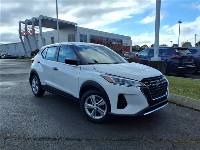 new 2025 Nissan Kicks Play car, priced at $20,865