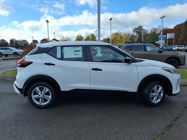 new 2025 Nissan Kicks Play car, priced at $20,865