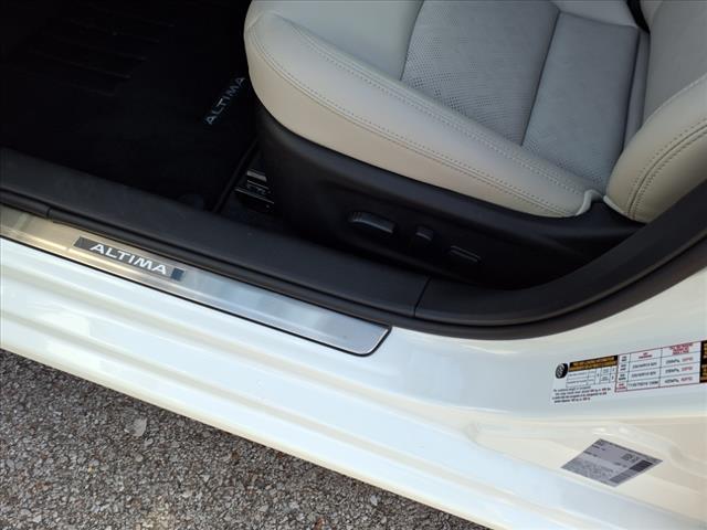 new 2025 Nissan Altima car, priced at $36,195