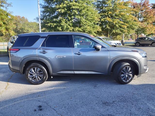 used 2022 Nissan Pathfinder car, priced at $27,200