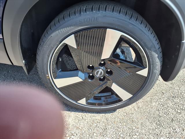 new 2025 Nissan Kicks car, priced at $23,595