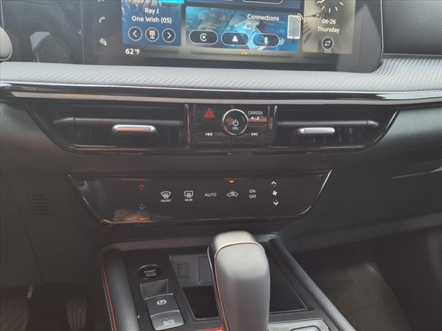 new 2025 Nissan Kicks car