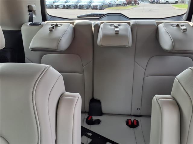 new 2025 Nissan Pathfinder car, priced at $48,725