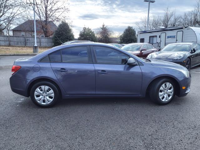 used 2014 Chevrolet Cruze car, priced at $6,500