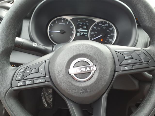 new 2025 Nissan Kicks Play car, priced at $22,040