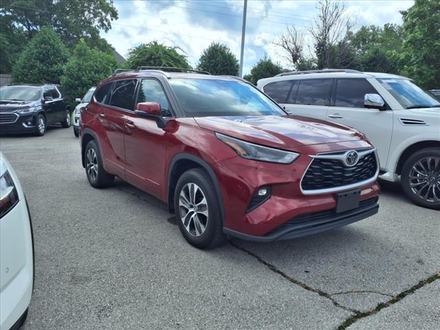 used 2022 Toyota Highlander car