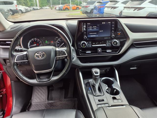 used 2022 Toyota Highlander car, priced at $38,950