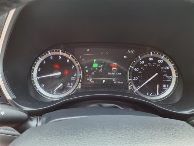 used 2022 Toyota Highlander car, priced at $38,950