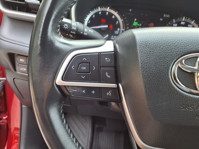 used 2022 Toyota Highlander car, priced at $38,950