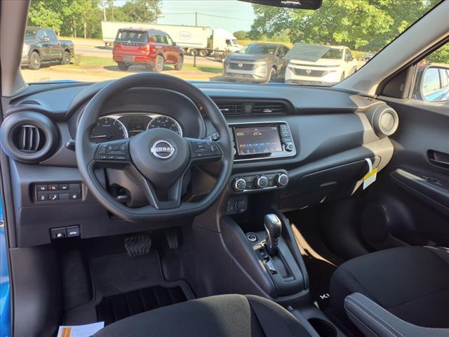 new 2025 Nissan Kicks Play car, priced at $21,949