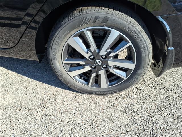 new 2025 Nissan Versa car, priced at $19,165