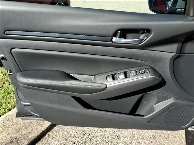 new 2025 Nissan Altima car, priced at $28,605