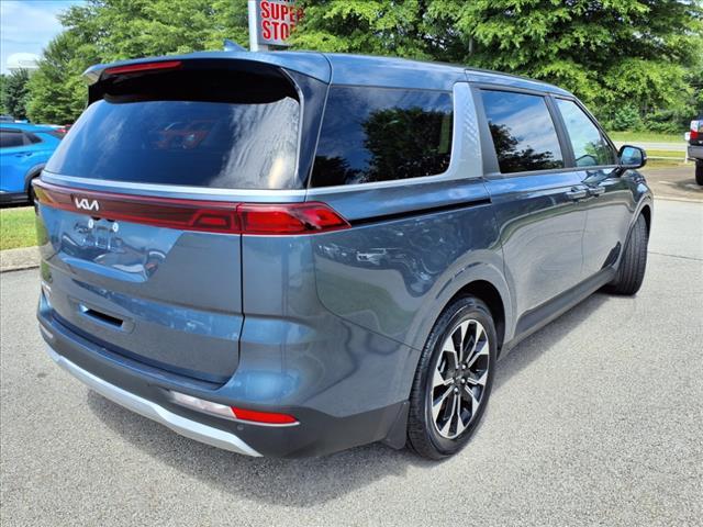 used 2024 Kia Carnival car, priced at $37,500